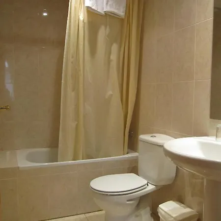 招待所 Fonda Agusti 埃斯特里-德阿内乌