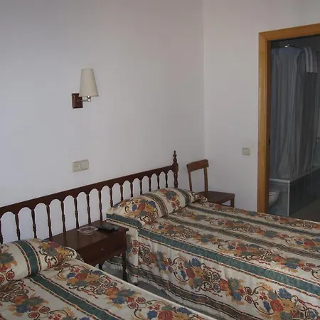 招待所 Fonda Agusti 2*